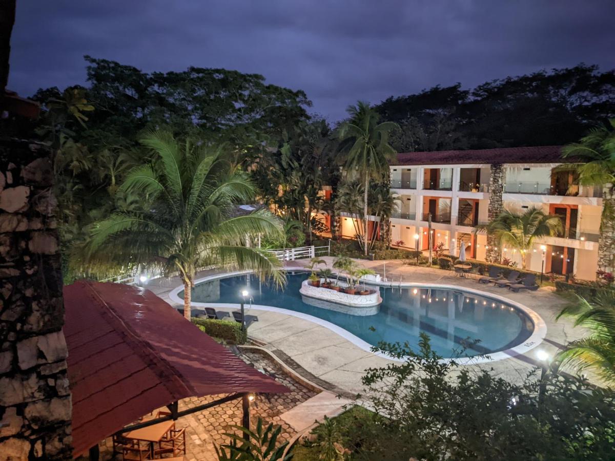 Hotel Plaza Palenque Bagian luar foto