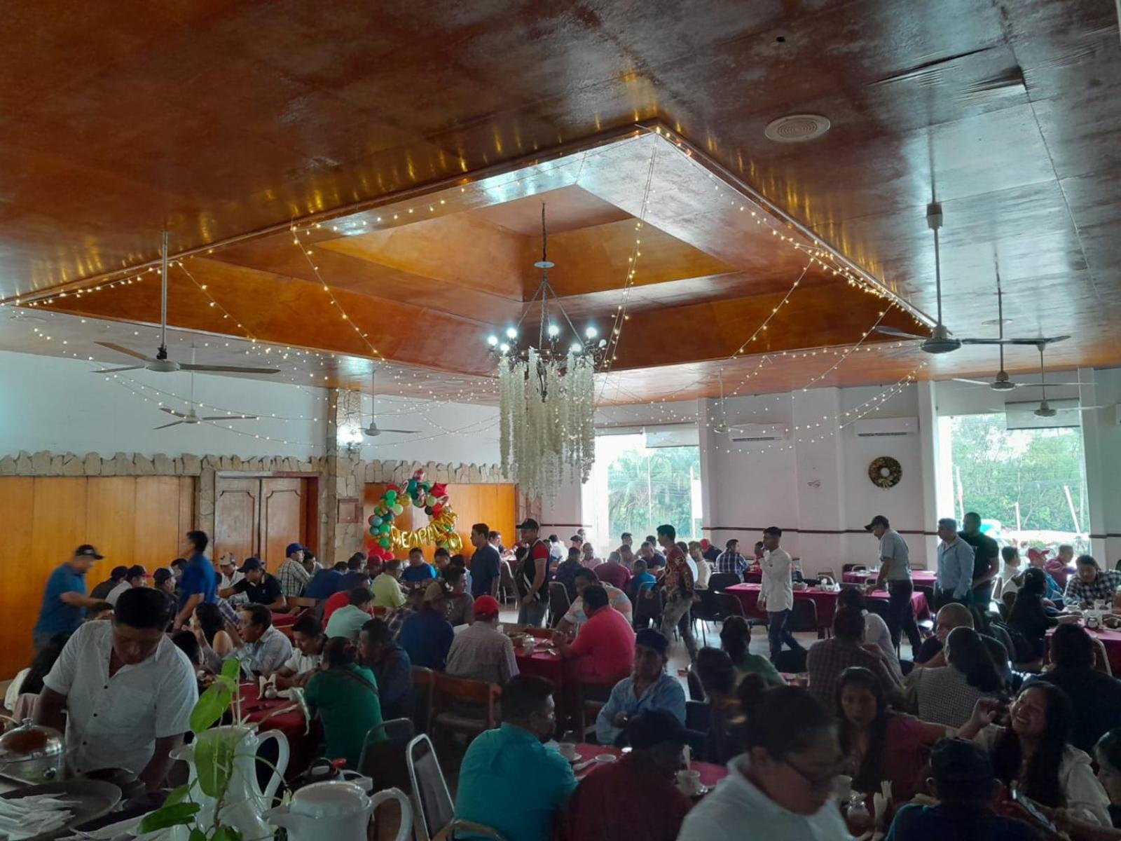 Hotel Plaza Palenque Bagian luar foto