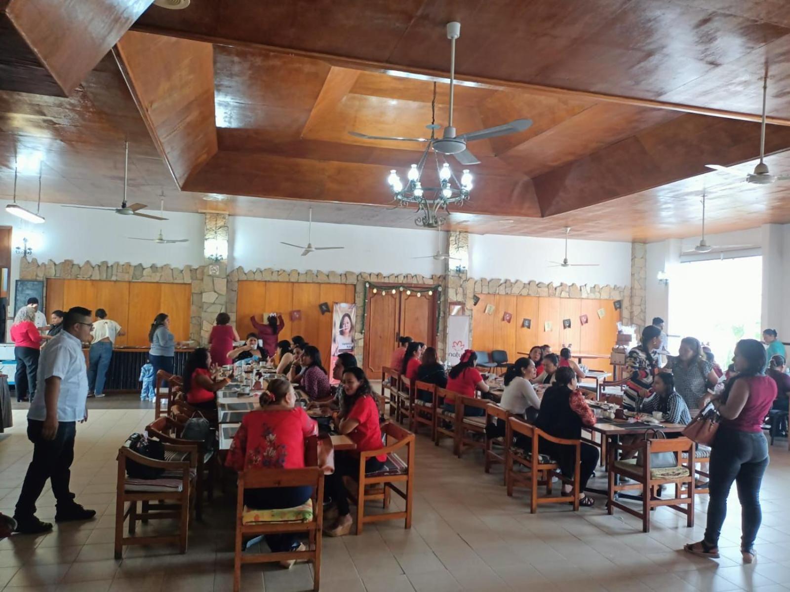 Hotel Plaza Palenque Bagian luar foto