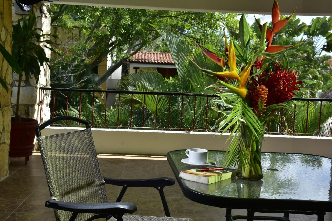 Hotel Plaza Palenque Bagian luar foto